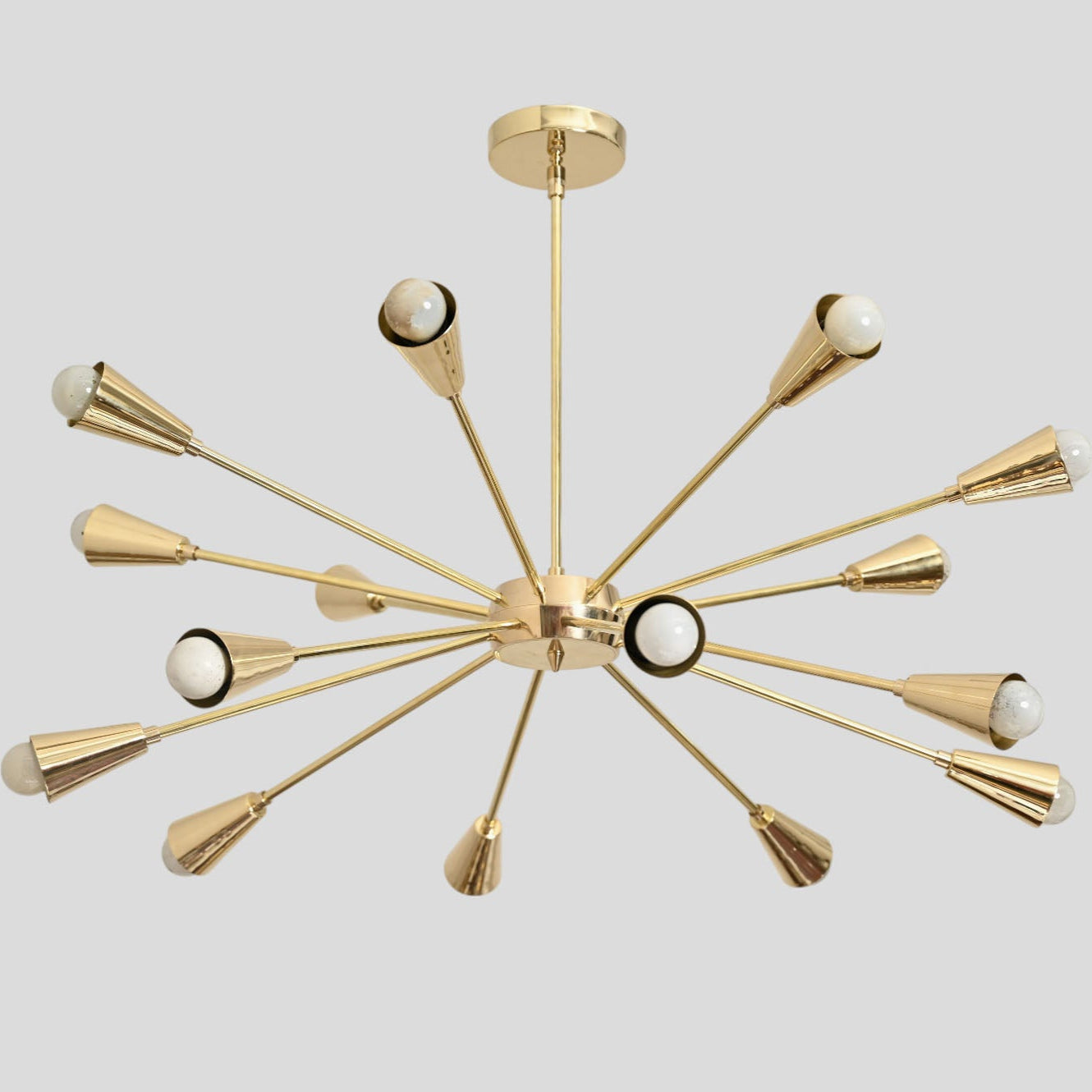 16-Light Mid-Century Sputnik Chandelier – Retro charm and sleek style