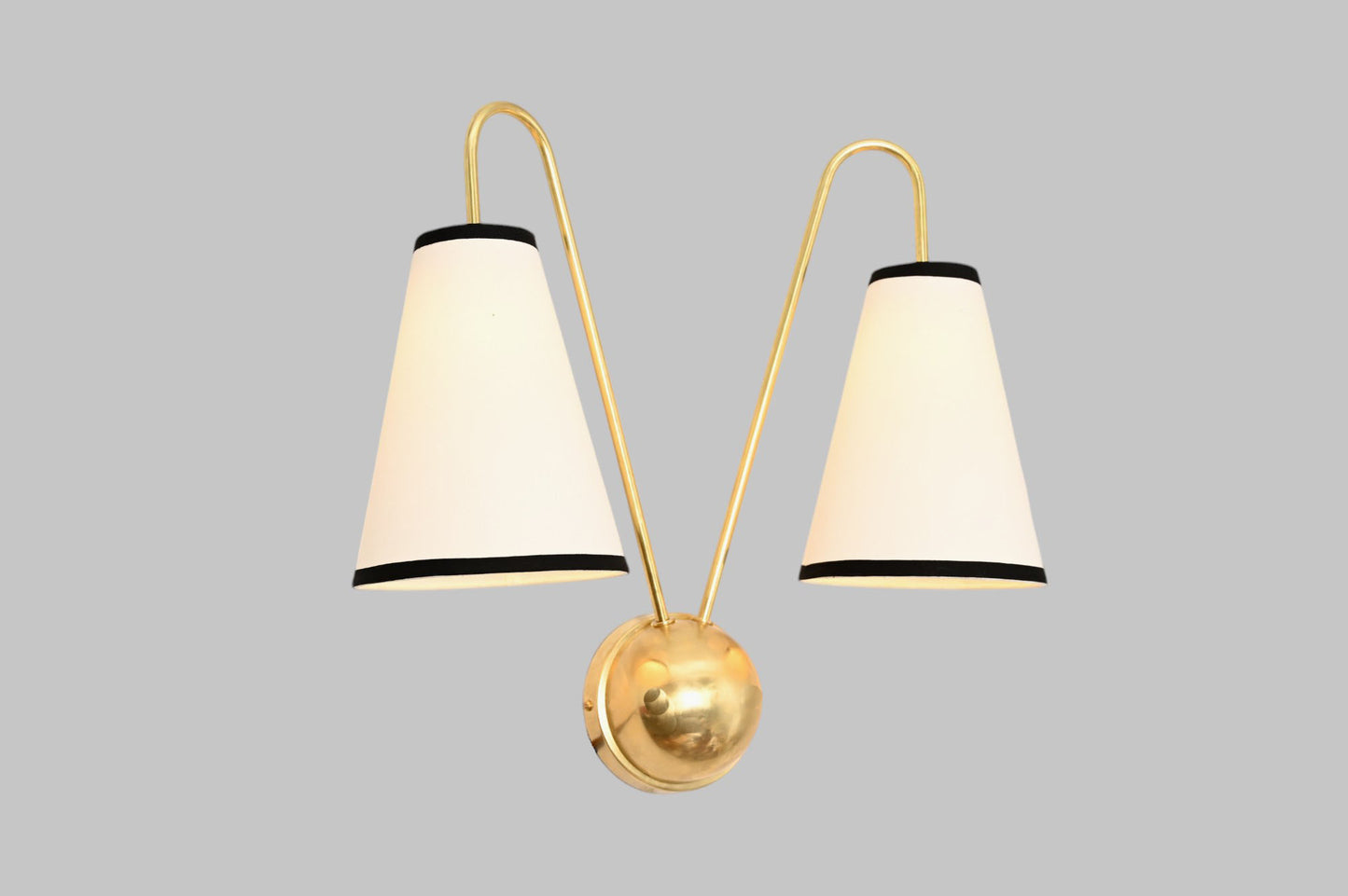 Handmade brass chandelier light - Adding aesthetic beauty to your place