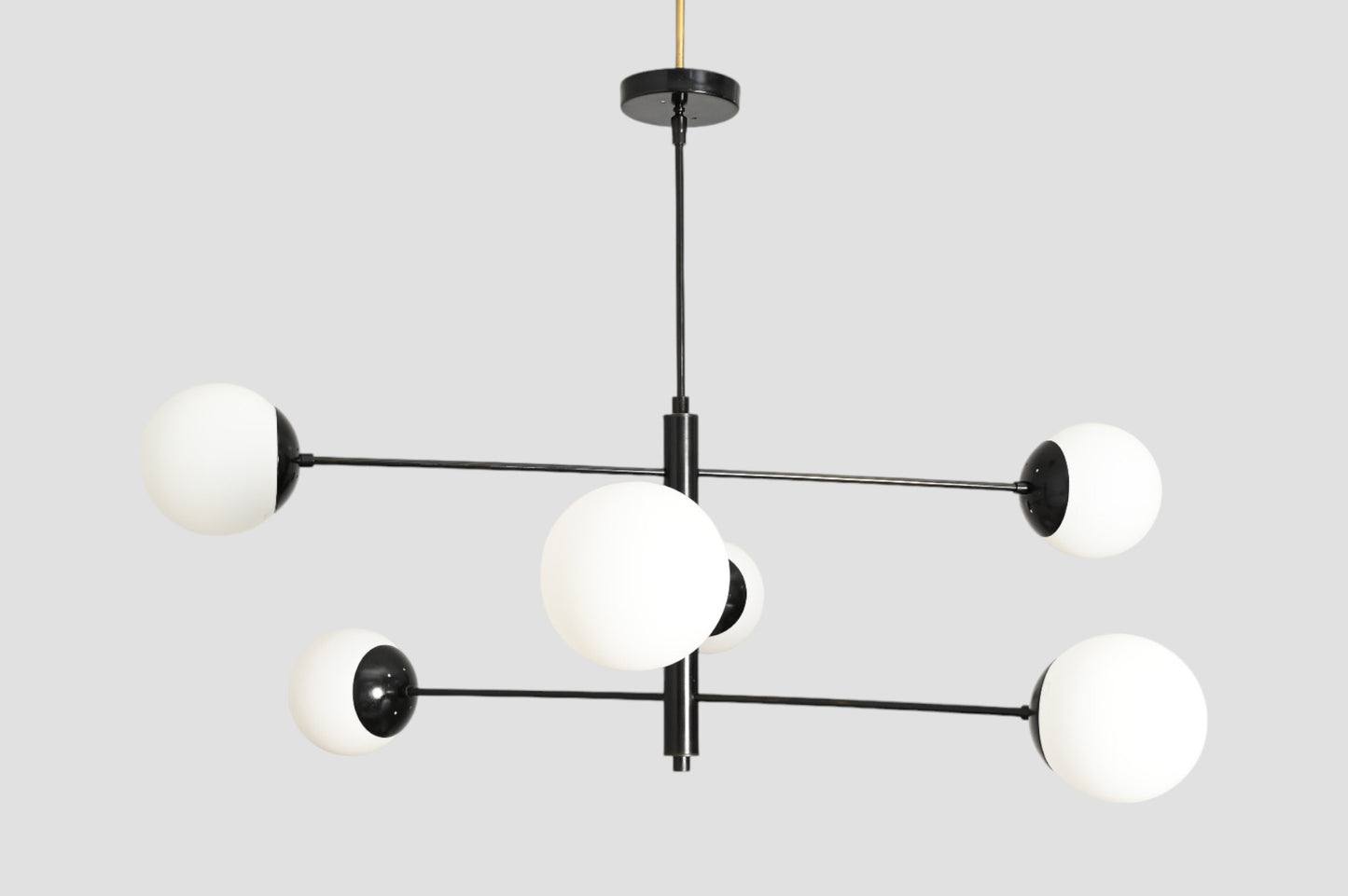 Stilnovo-Style Sputnik Chandelier, 6 Globes, Brass finish, sleek