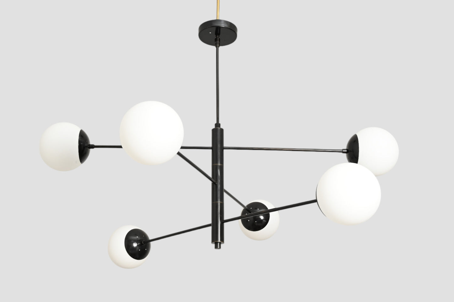 Stilnovo-Style Sputnik Chandelier, 6 Globes, Brass finish, sleek