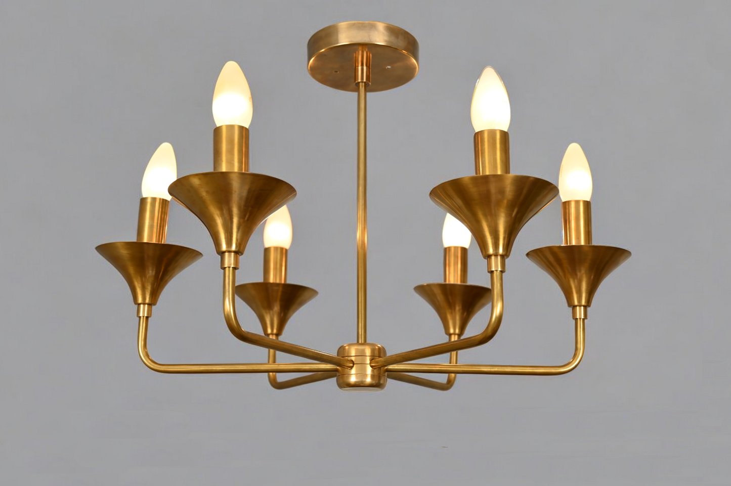 6-Light Chandelier – Elegant and sophisticated with a luminous display