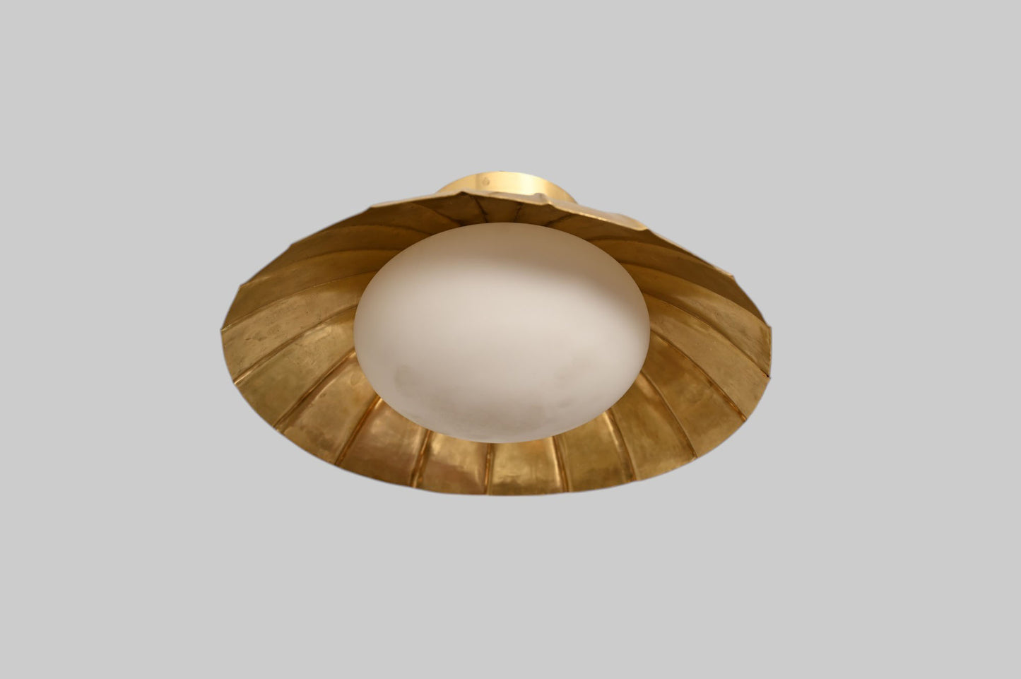 Mid-Century Flush Mount Light – Sleek and timeless