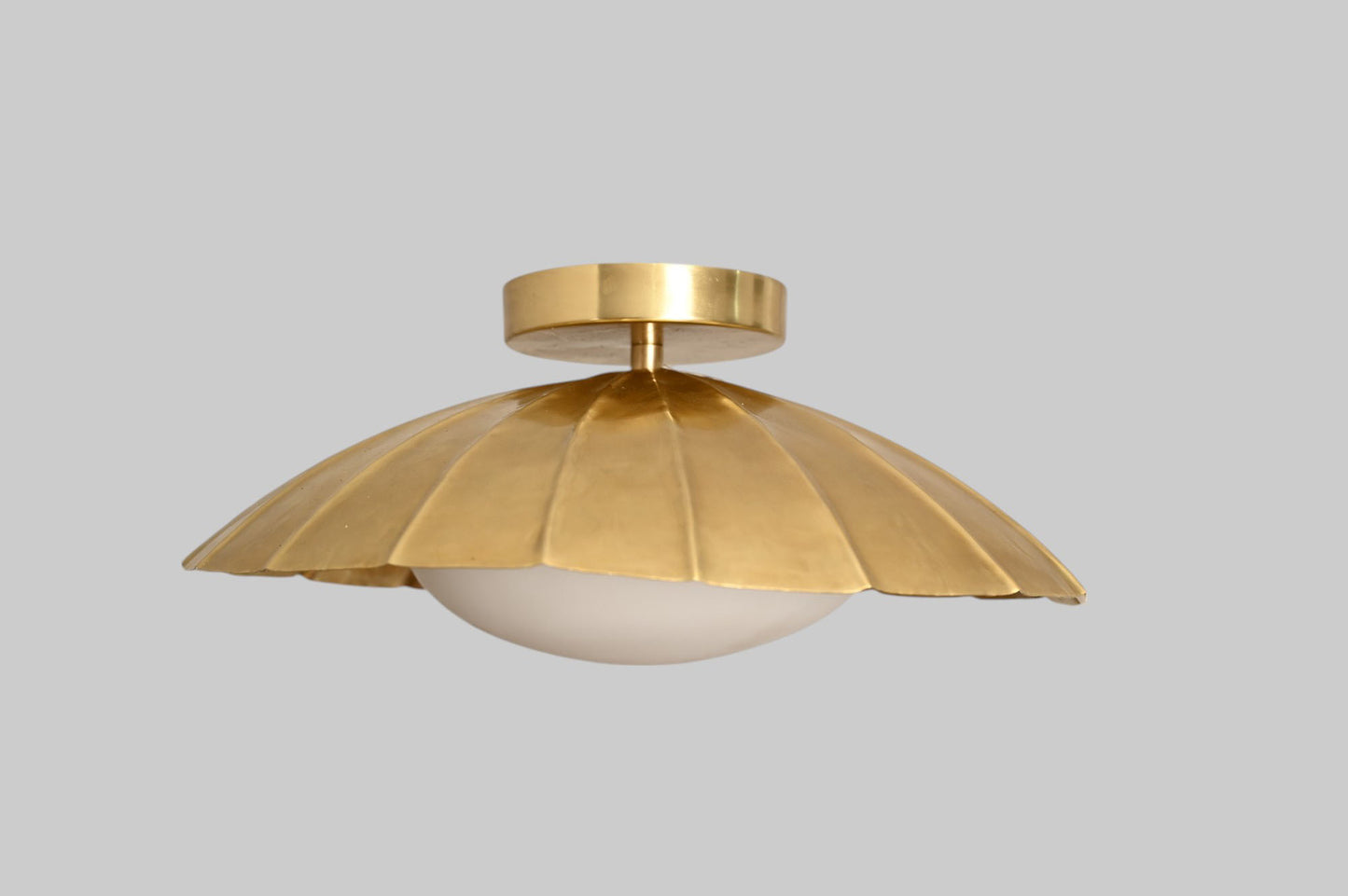 Mid-Century Flush Mount Light – Sleek and timeless