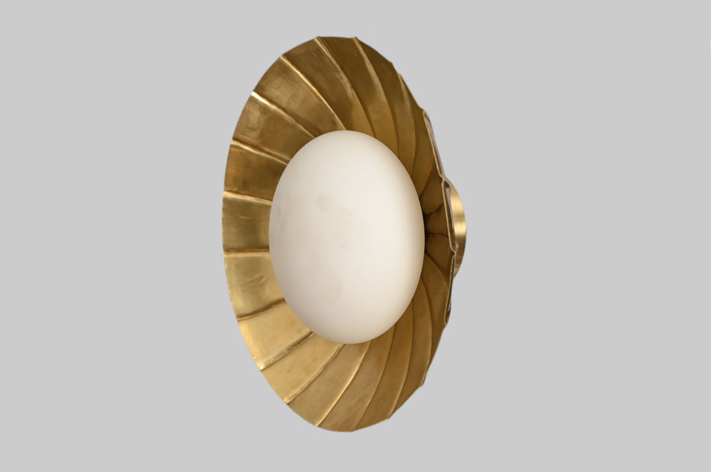 Mid-Century Modern Wall Lamp—stylish and sleek, flower design