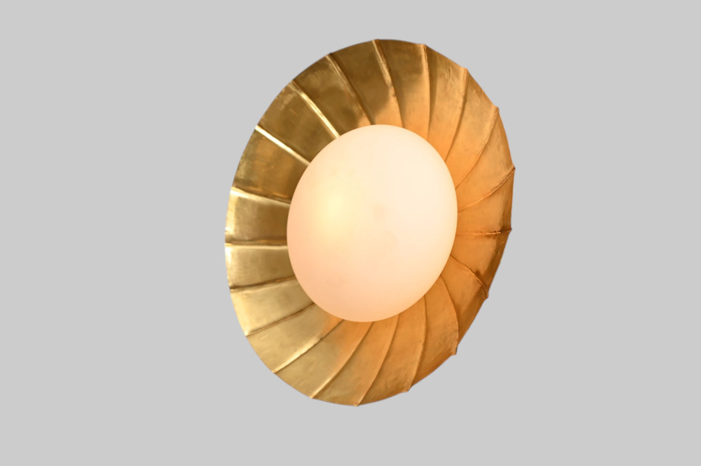 Mid-Century Modern Wall Lamp—stylish and sleek, flower design