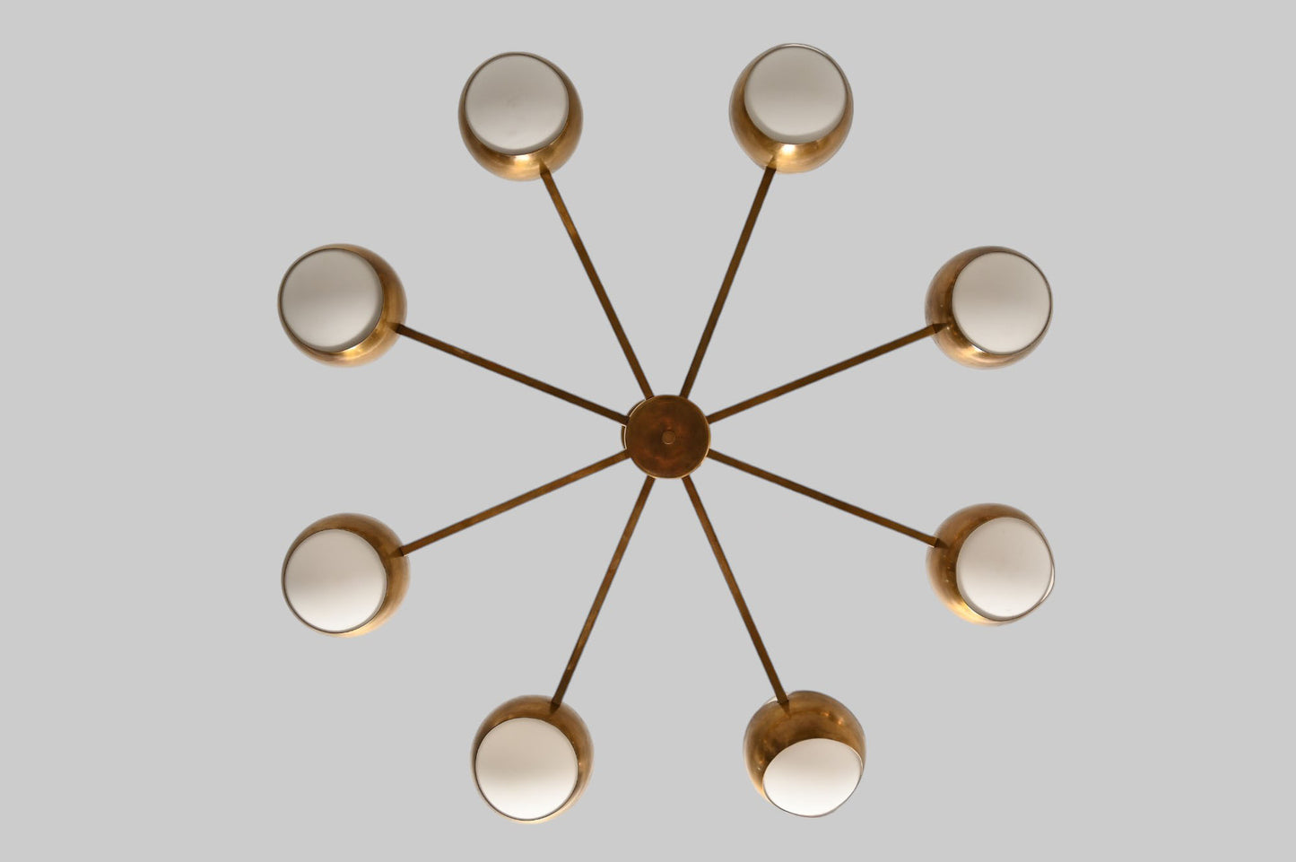 8-Light Globe Italian Chandelier – Luxurious globe-shaped lights