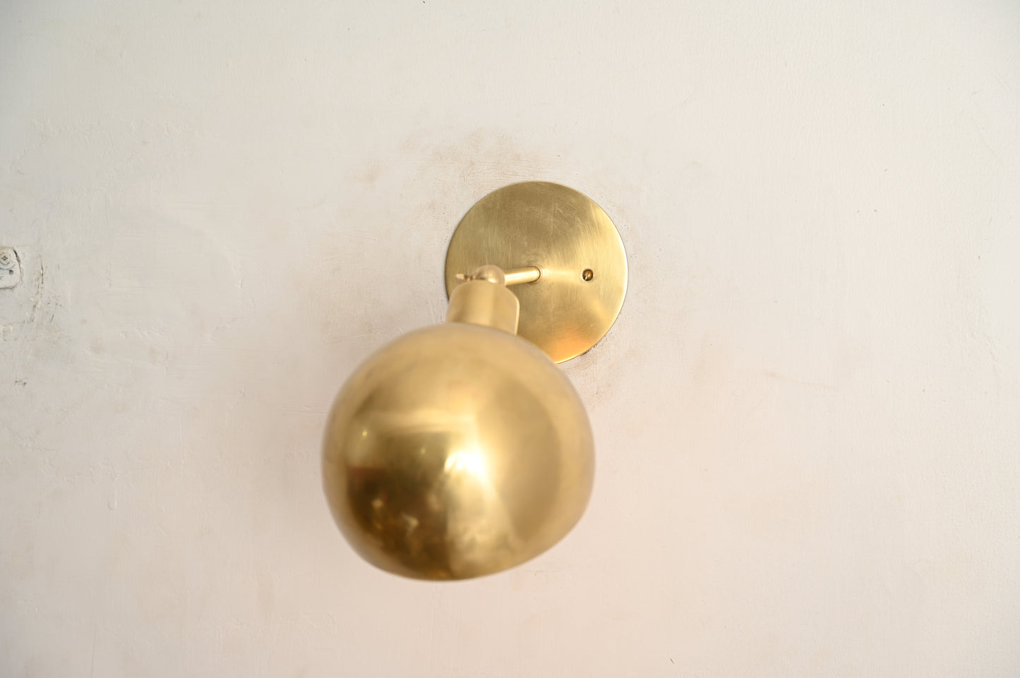 Handmade brass circular lamp - Vintage lamps with aesthetic style