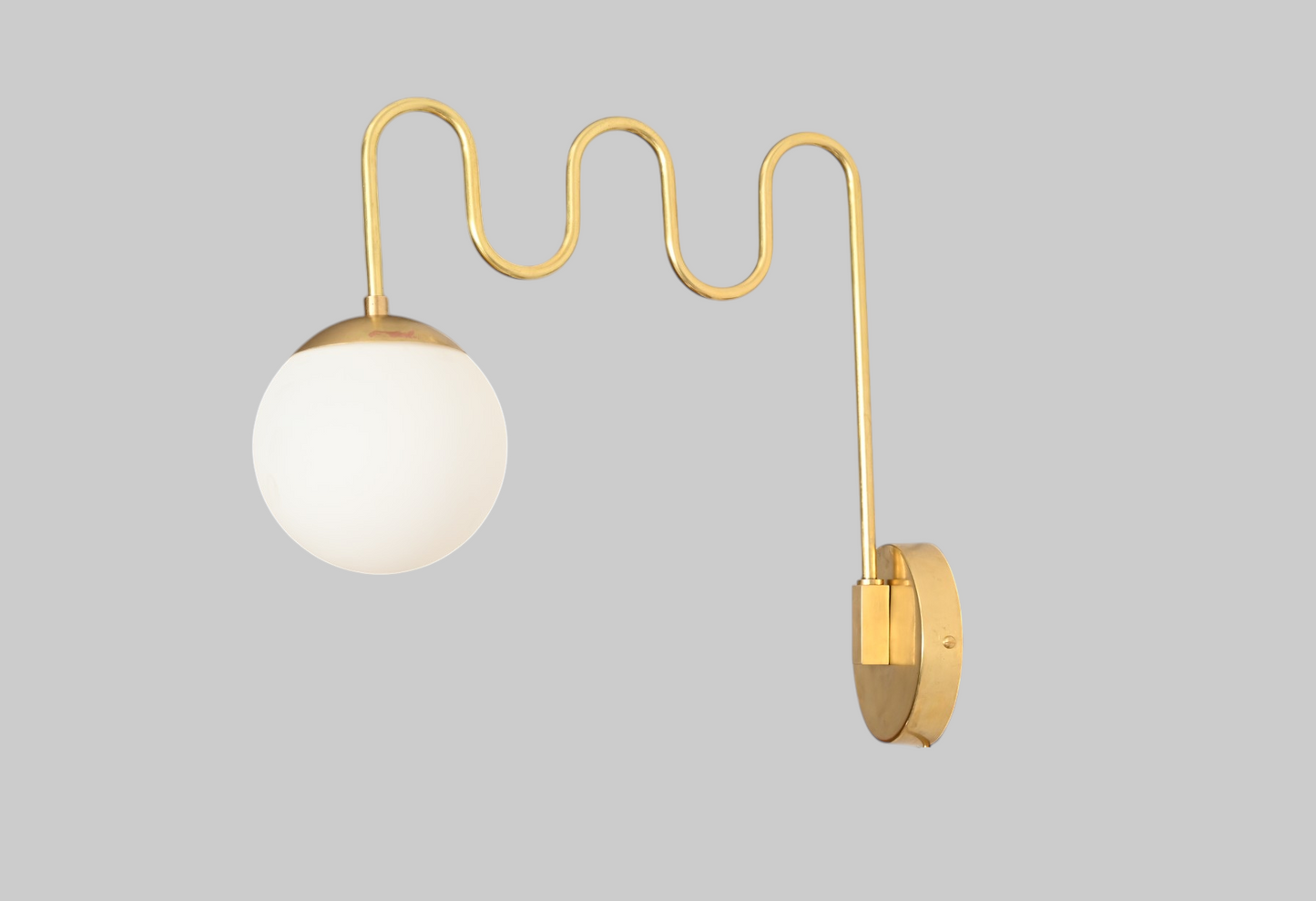 The Big Zigzag Wall Lamp – Bold, Geometric Design for Modern Lighting