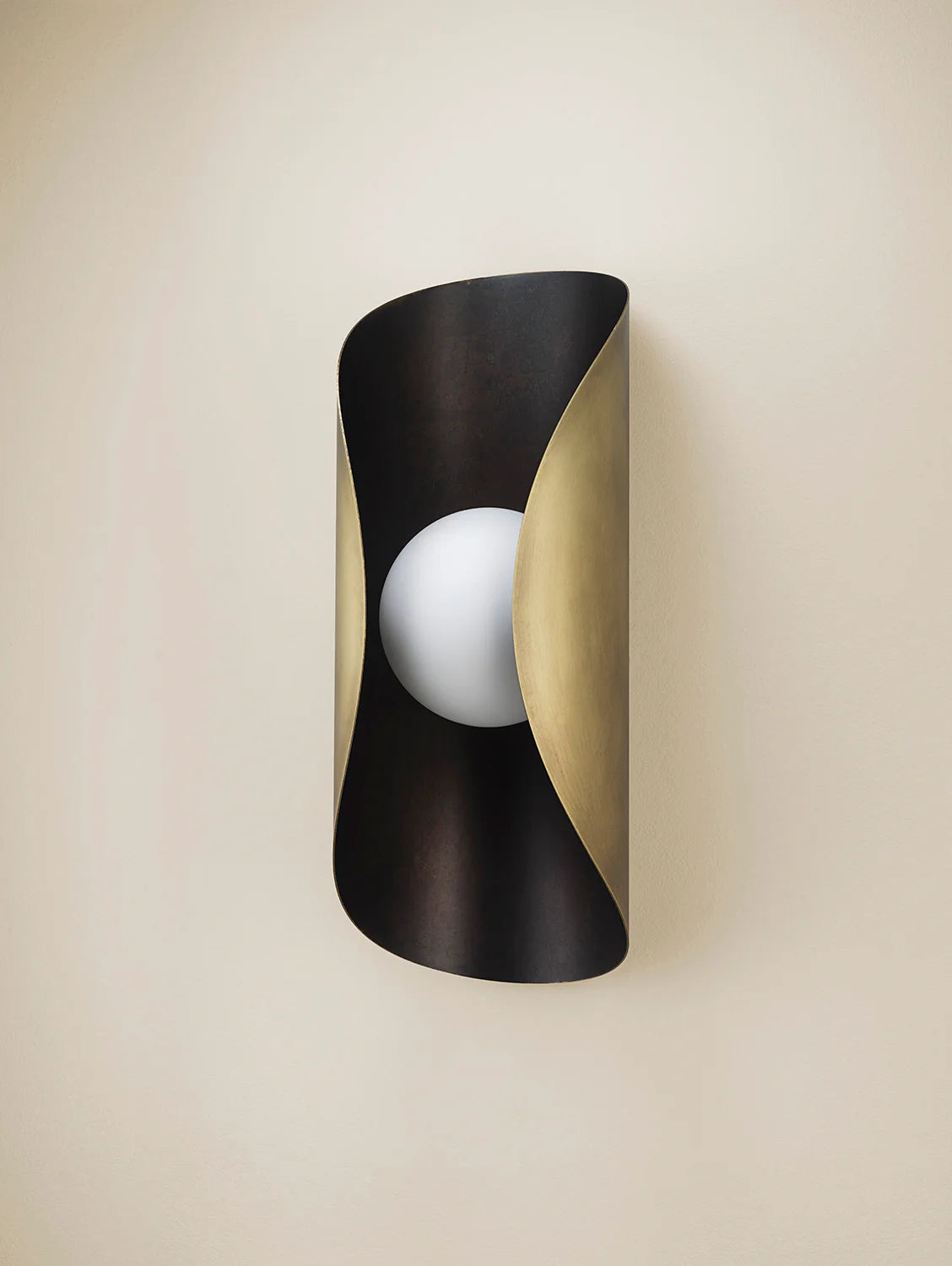 Curved Bronze Wall Sconce – Aesthetic Ambient Glow Accent Light
