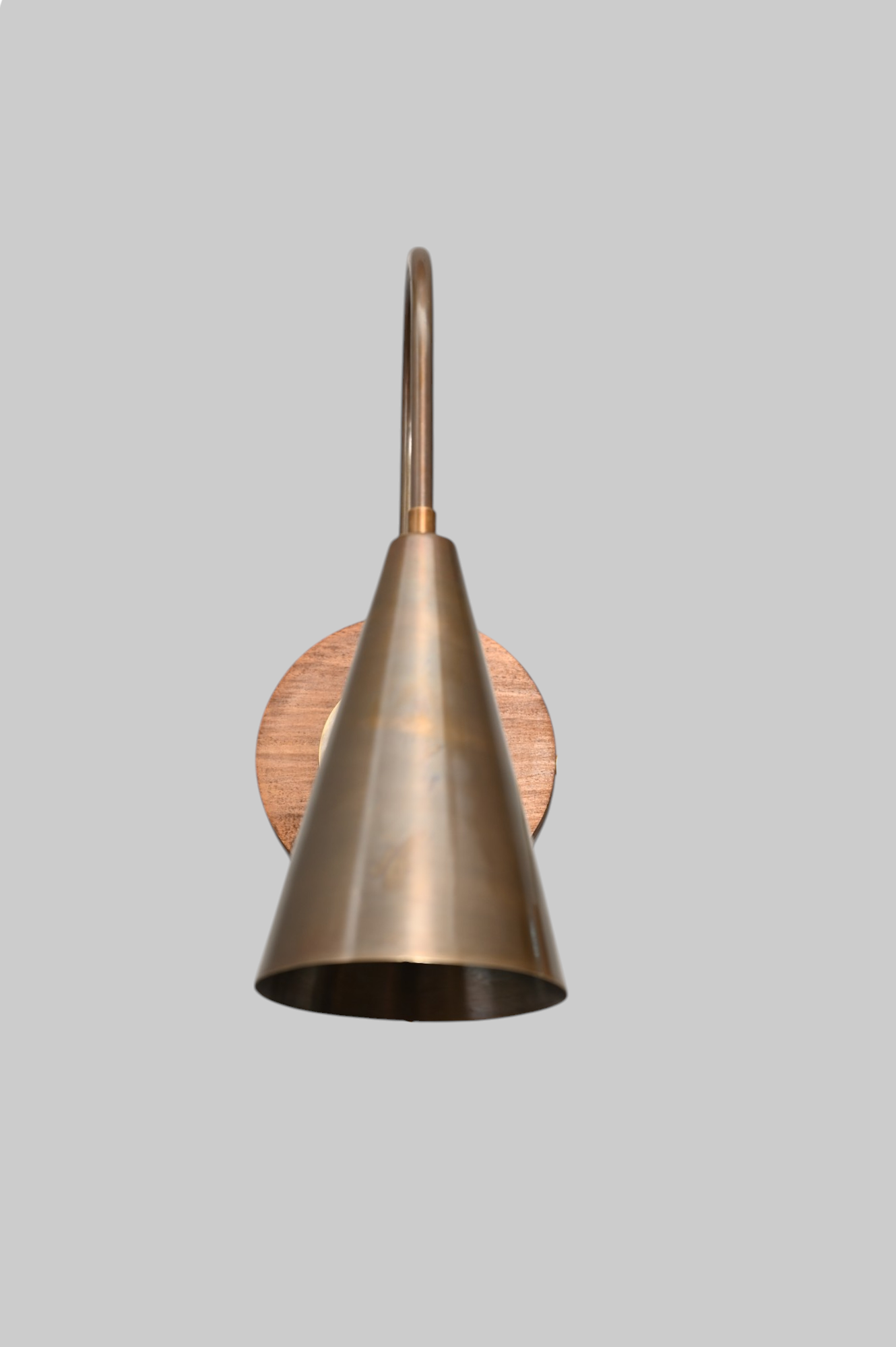 Mid-Century Wall Sconce Light – Antique Patina & Vintage Brass Charm