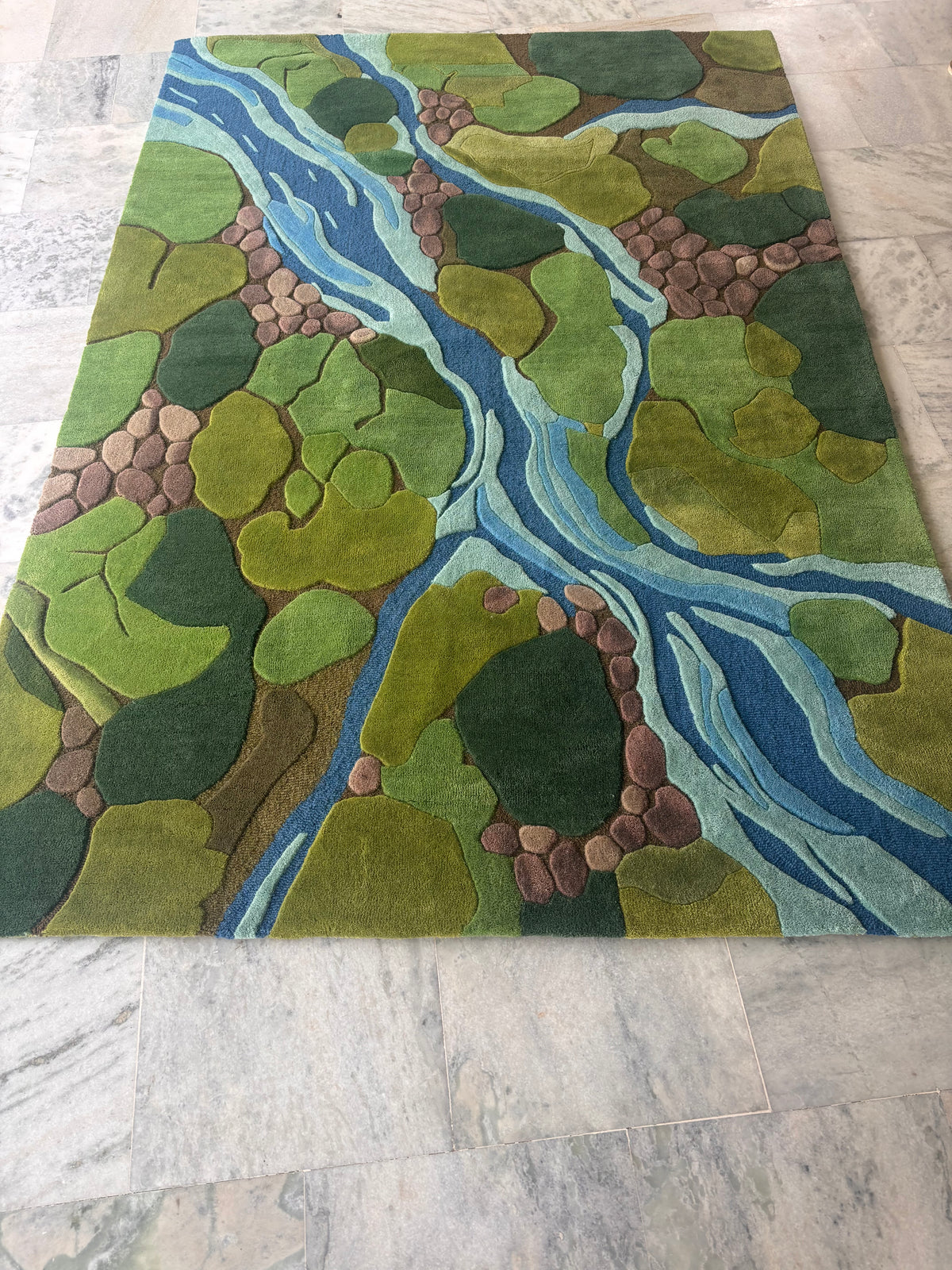 Hand-Tufted Moss Rug – Multi-Color Wool, High-Low Cut Loop Pile – view 3