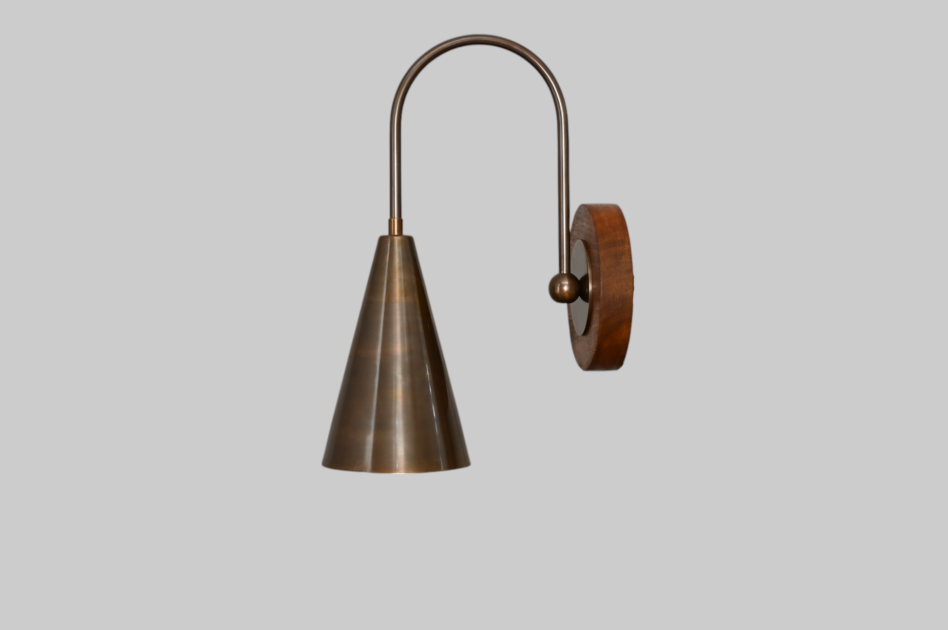 1-Light Mid-Century Wall Sconce - Modern design with antique patina and vintage charm